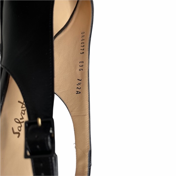 Salvatore Ferragamo Renata Size 7 1/2 AA
New! Never used with box - Picture 15 of 16